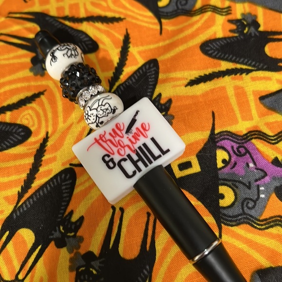 Handmade Beaded True Crime & Chill Pen - Picture 3 of 4